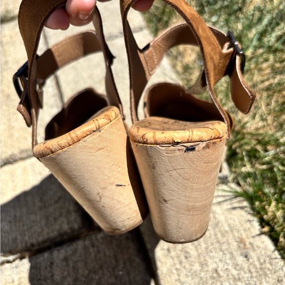 MOO SHOES Pepper Clog in Camel from Novacas. Vegan. Size 37. Adjustable strap. - Picture 4 of 7